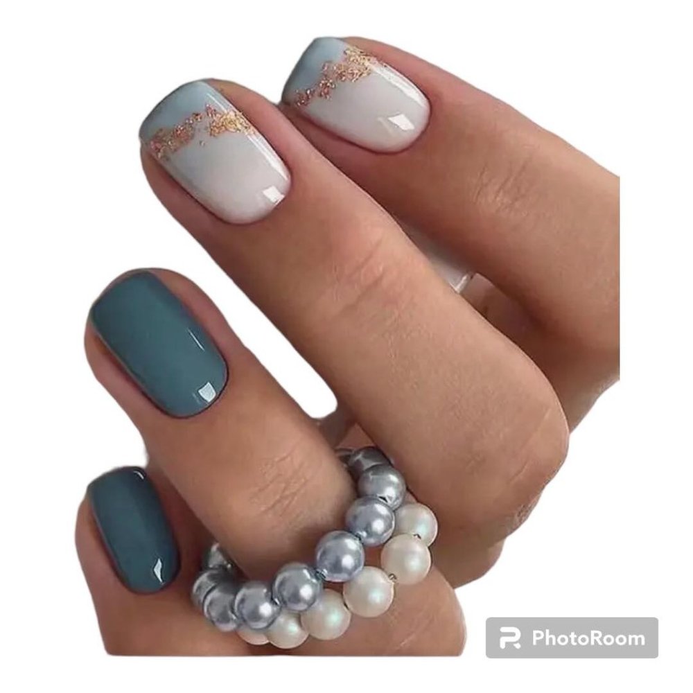 24 pc "Golden Splashes" gradient Sea Blue Short Square Press on Nail Set